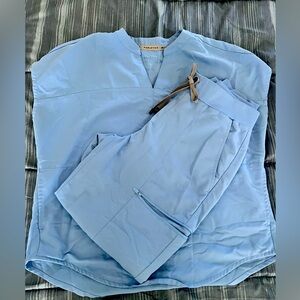 Fabletics Ceil Blue Scrub Set